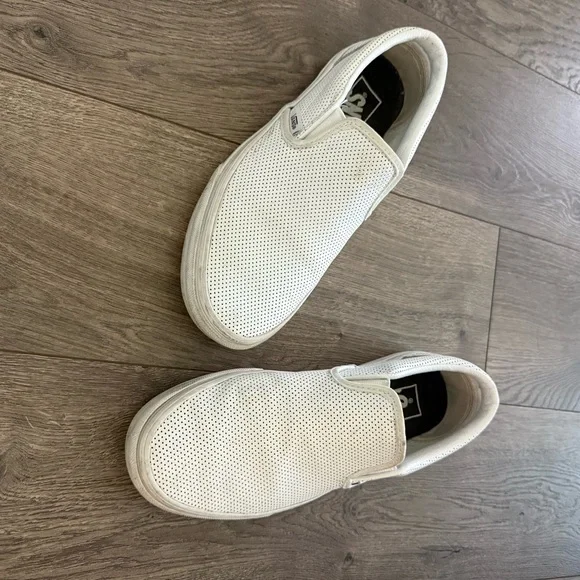 Vans White Perforated Slip-On Sneakers Asher 7 - Picture 2 of 8